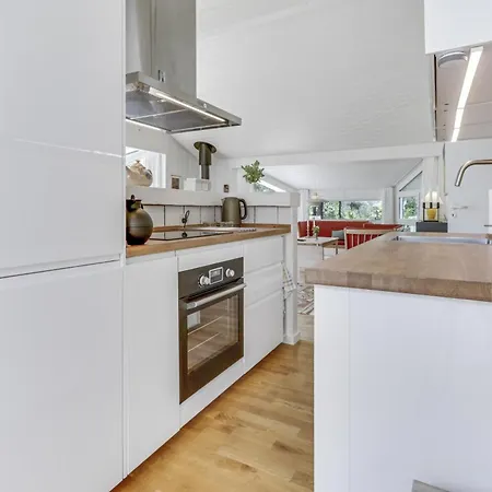 Feriehus Velholdt Taet Pa Vesterhavet Sj248