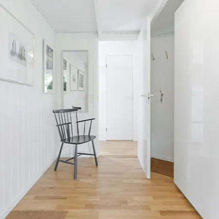 Velholdt Taet Pa Vesterhavet Sj248 * هاربور